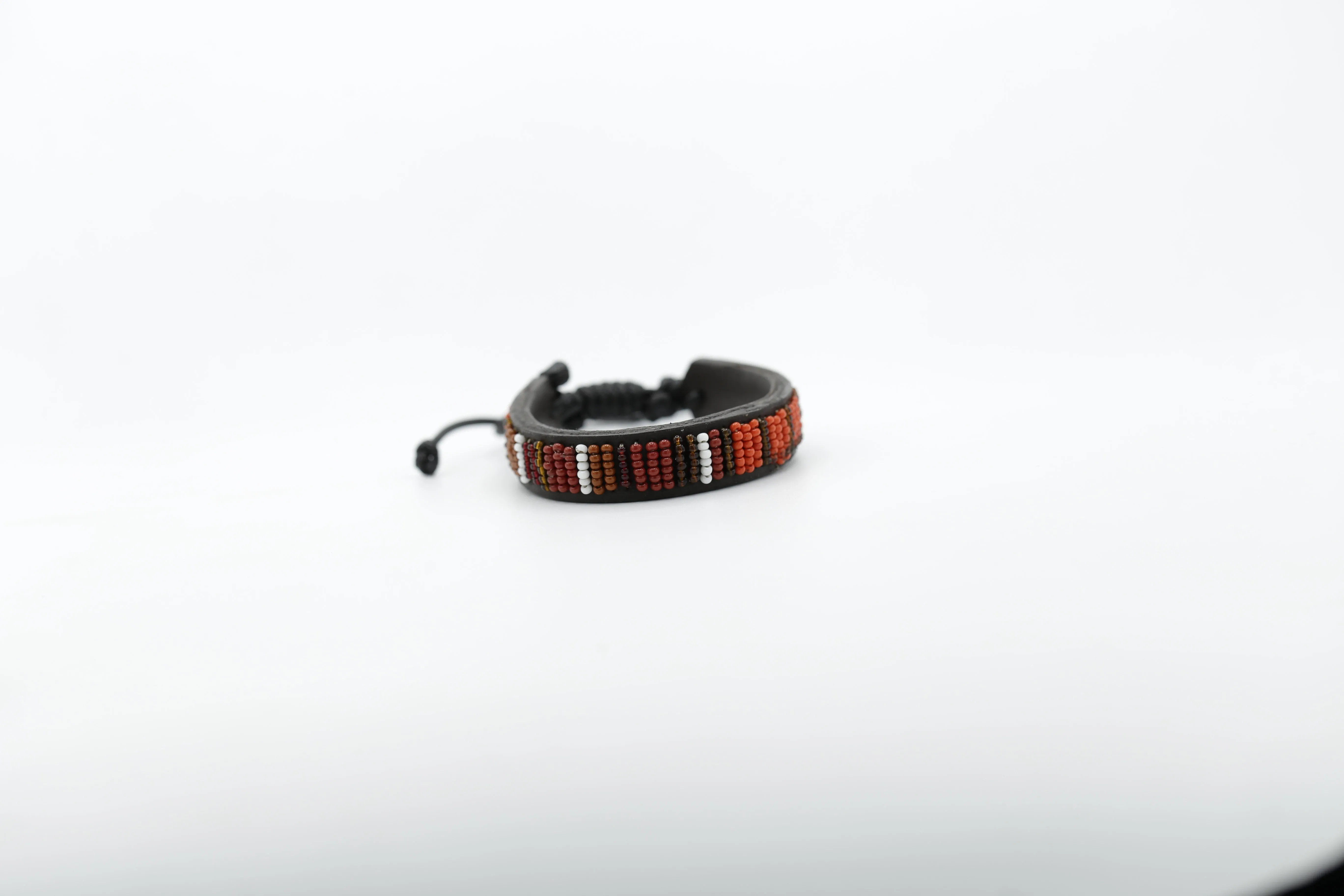 Maaai Beaded Bracelet 13 - Adjustable Cord